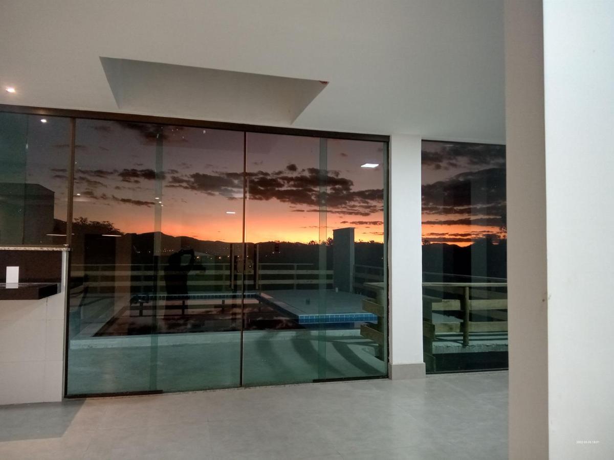 Recanto Brenda - Casa Luxo Capitolio Com Vista Pro Lago, Escarpas E Morrochapeu Экстерьер фото