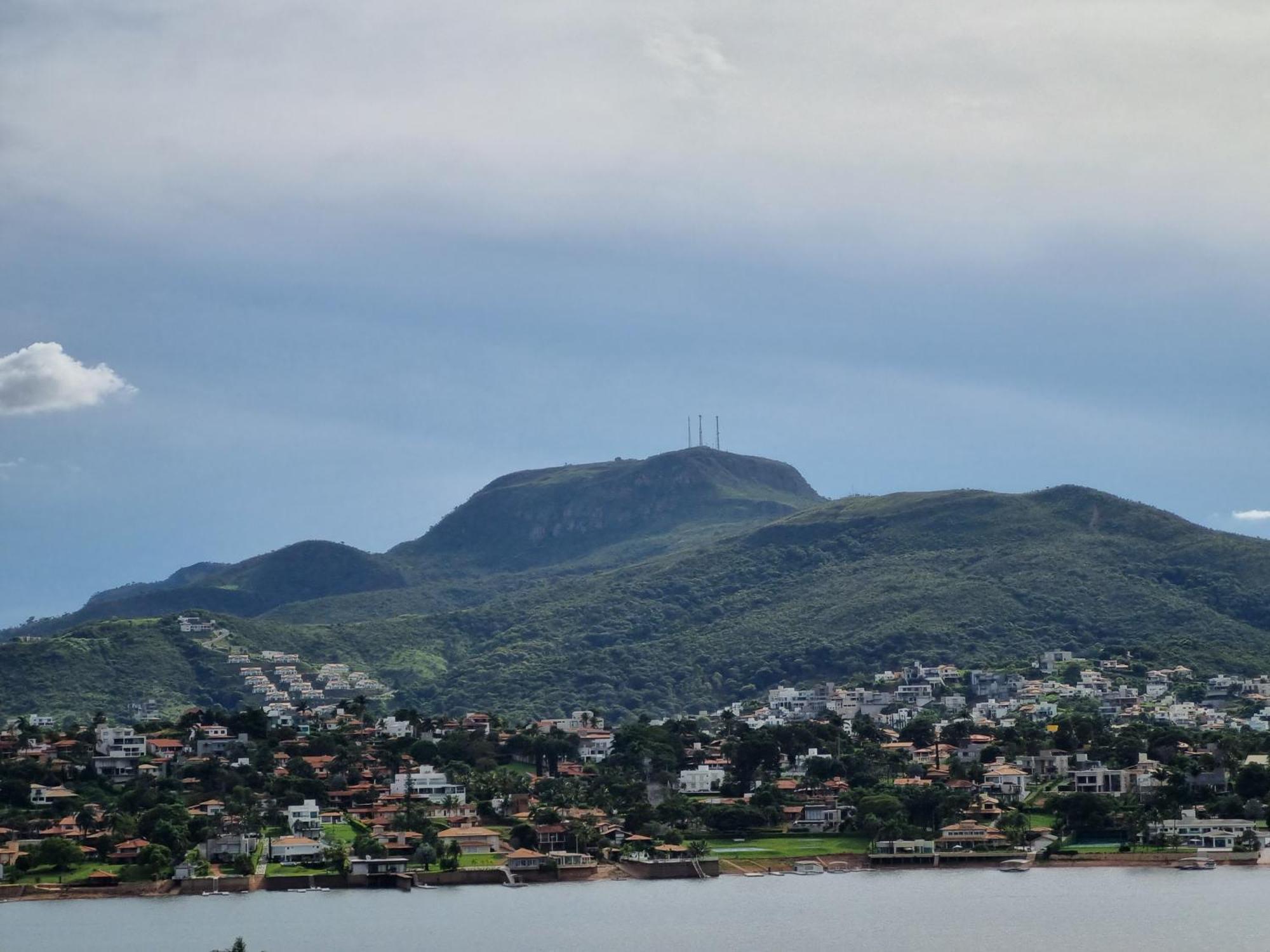 Recanto Brenda - Casa Luxo Capitolio Com Vista Pro Lago, Escarpas E Morrochapeu Экстерьер фото